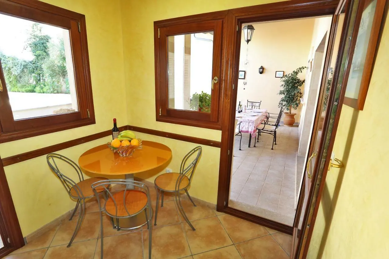 Flowers House Holiday home Maria De La Salut